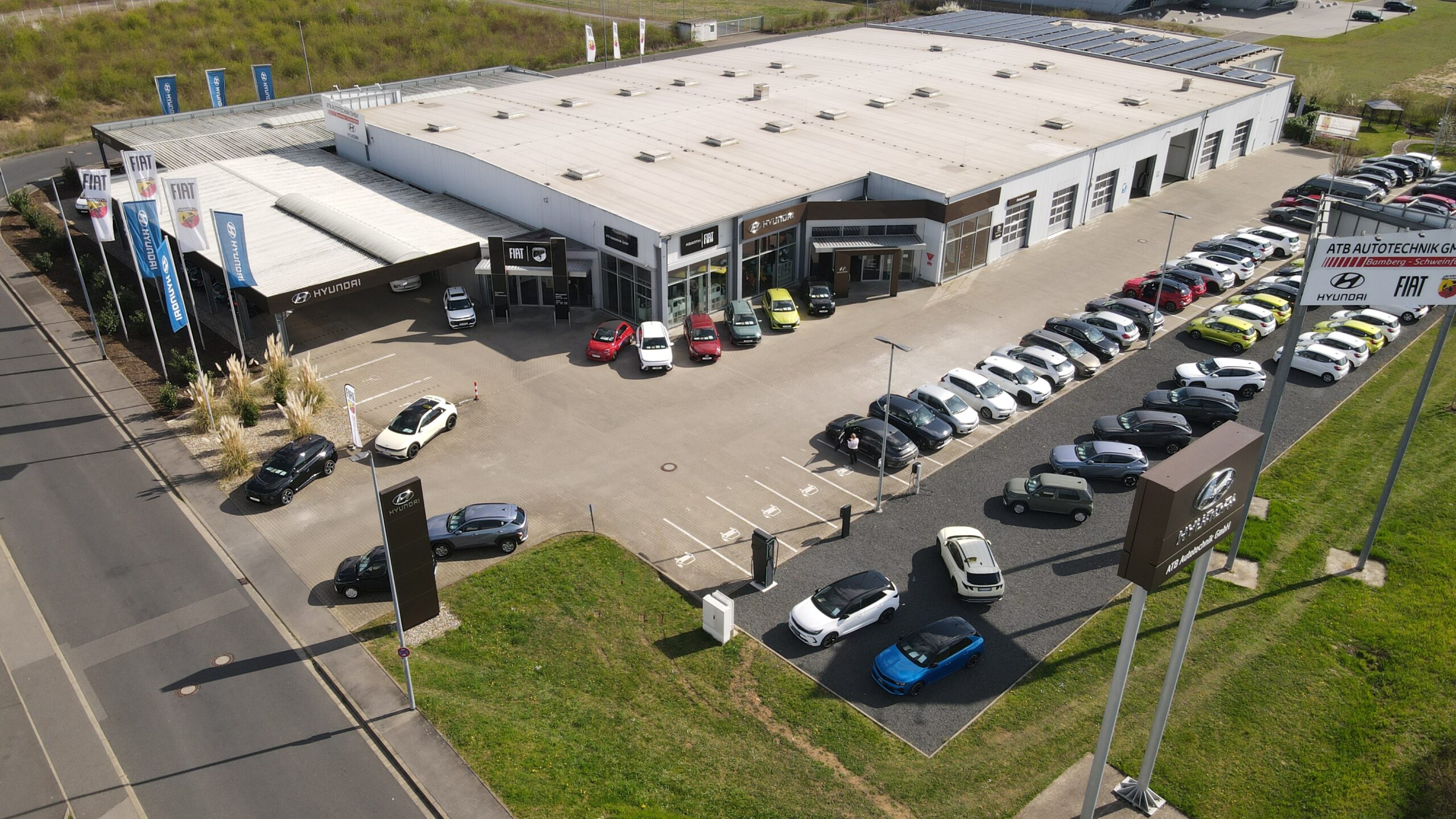 Autohaus Schweinfurt Ansicht des Autohauses in Schweinfurt